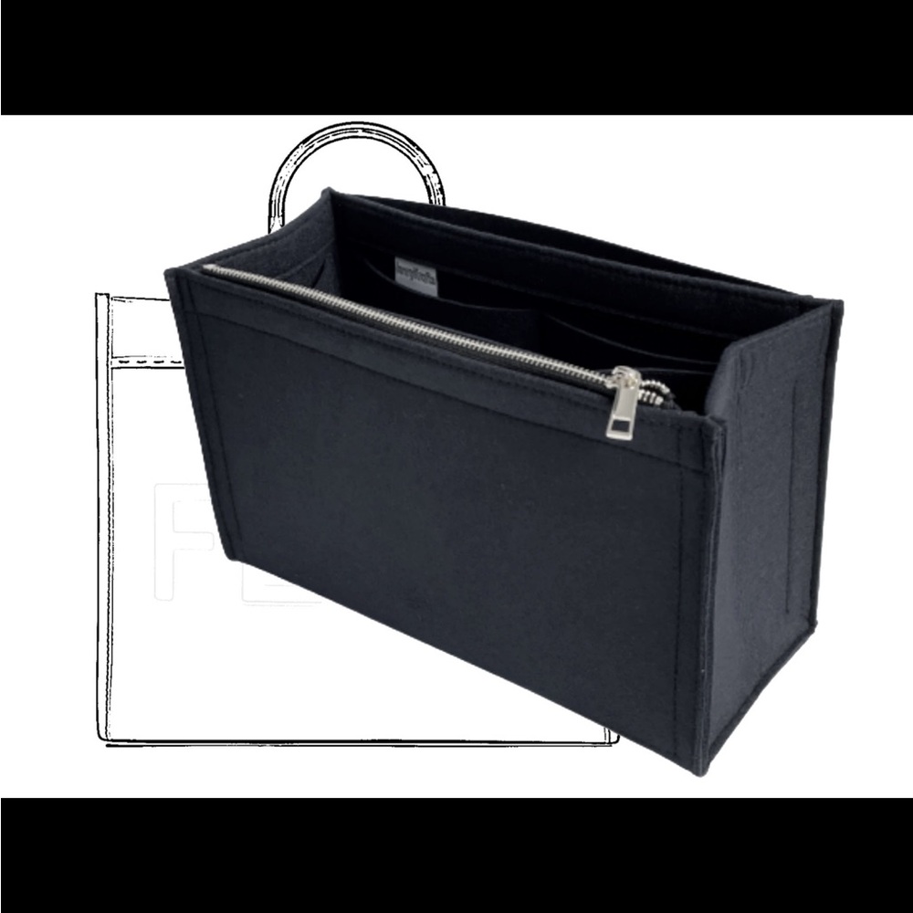 Fendi Sunshine Shopper Medium Felt insert Like New Black